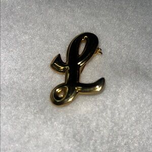 Vintage “ L “ Elegant Goldtone Initial Brooch